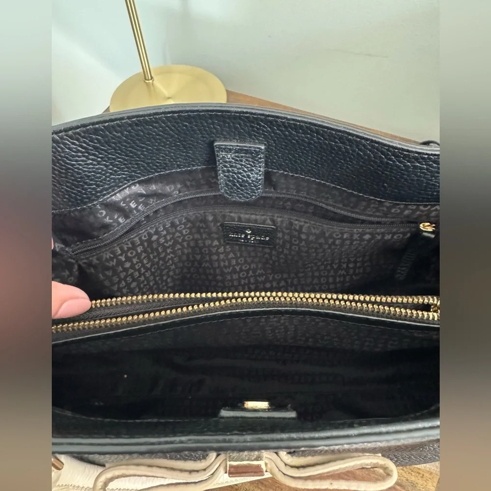 Kate Spade Black and Cream Shoulder Bag - Picture 5 of 9